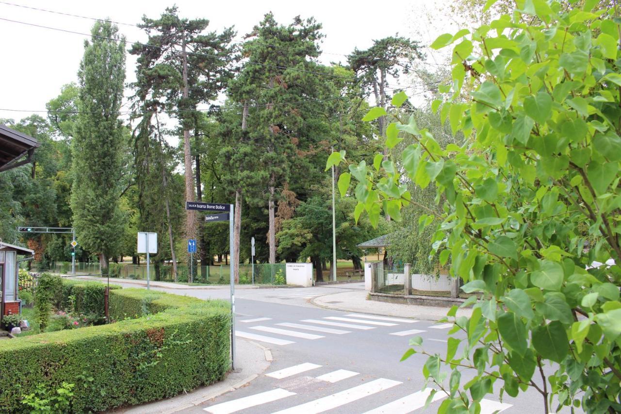 Apartament West Capital - Free Private Parking Zagrzeb Zewnętrze zdjęcie